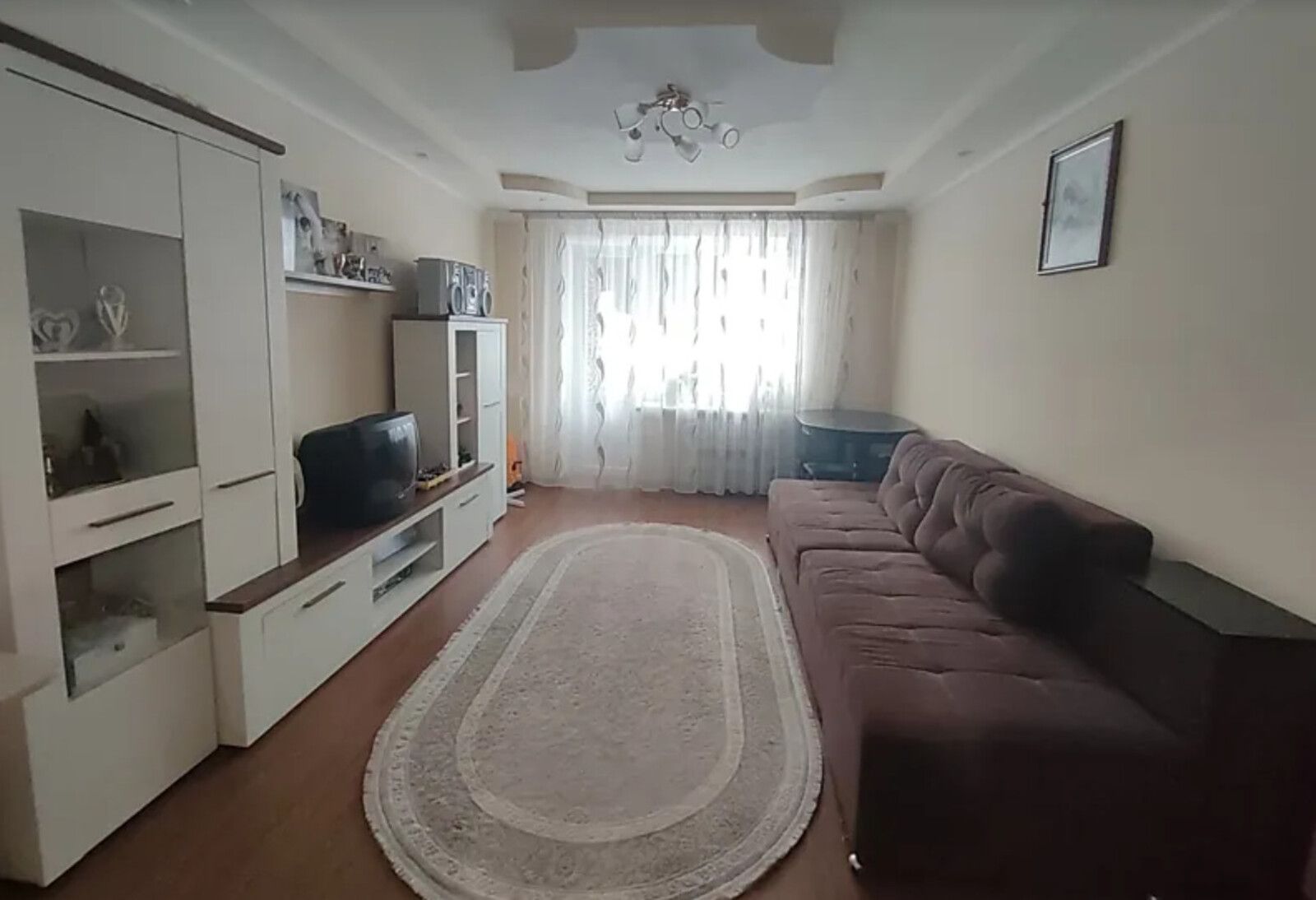 Продаж 2к квартири 50.9 кв. м на вул. Генерала Мирона Тарнавського