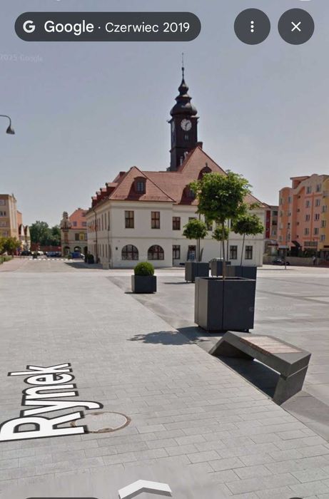 Rynek - centrum - 2 pokoje  2 pietro, CO miejskie,  piwnica