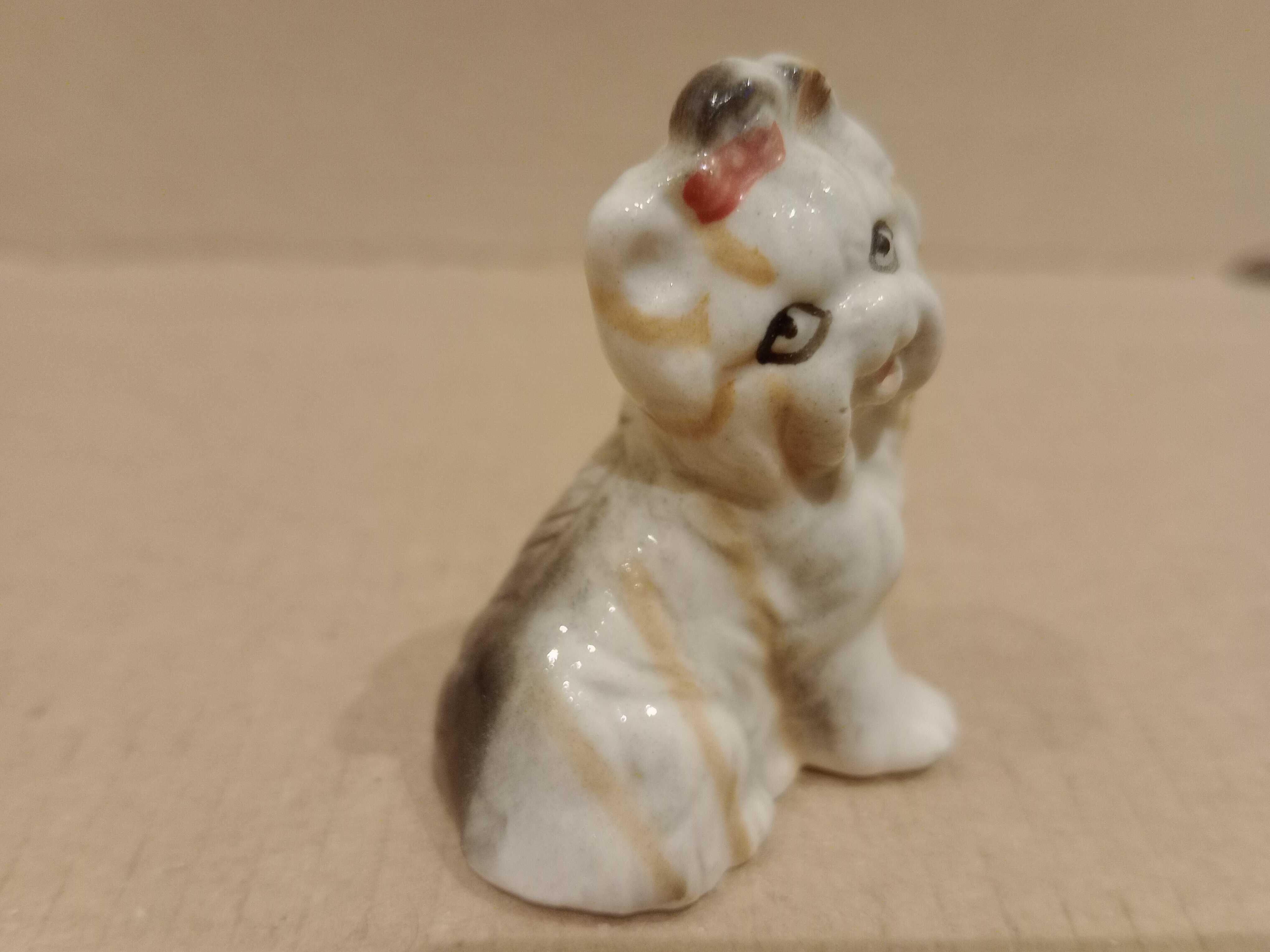 Figurka piesek Yorkshire Terrier, porcelana