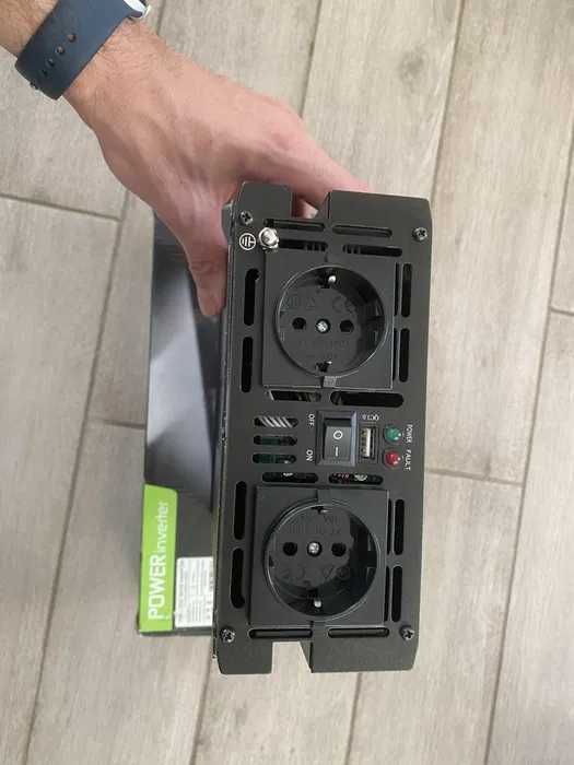 Інвертор Green Cell 1500Вт/3000Вт inv 22 чиста синусоіда.