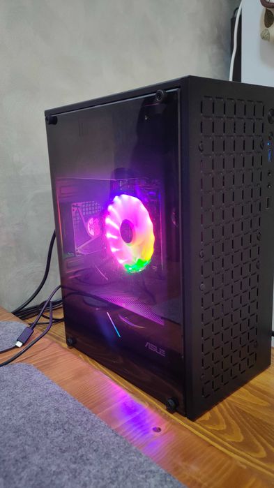 Новий компактний ігровий комп'ютер Ryzen r5 5500