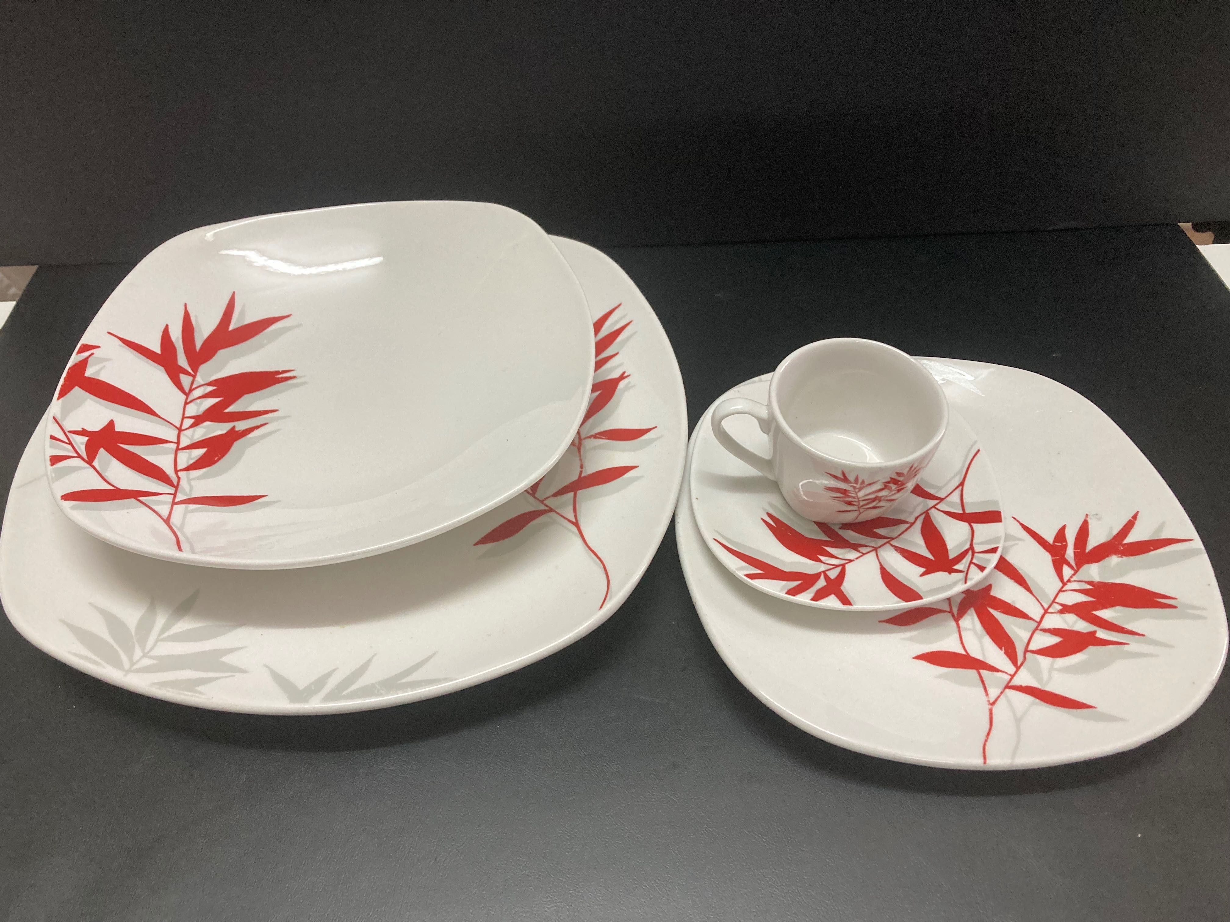 Conjunto refeição e café Porcelaine