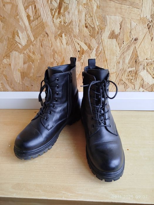 Зимние женские ботинки 39 размер