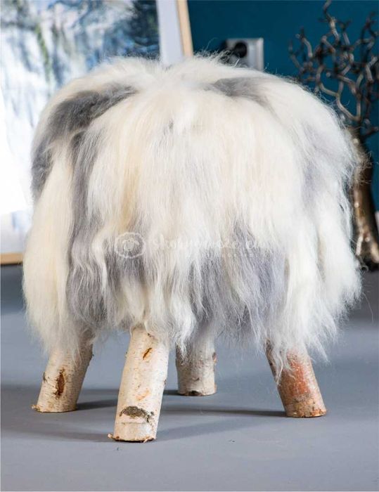 Krzesło z owczej skóry / biało-czarny 45x40 cm