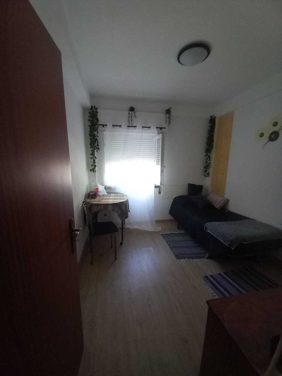 Quarto para mulher