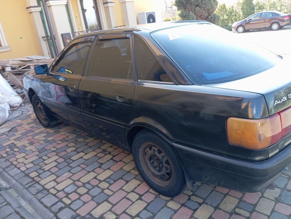 Аудюха 80 б3  в нормальному стані