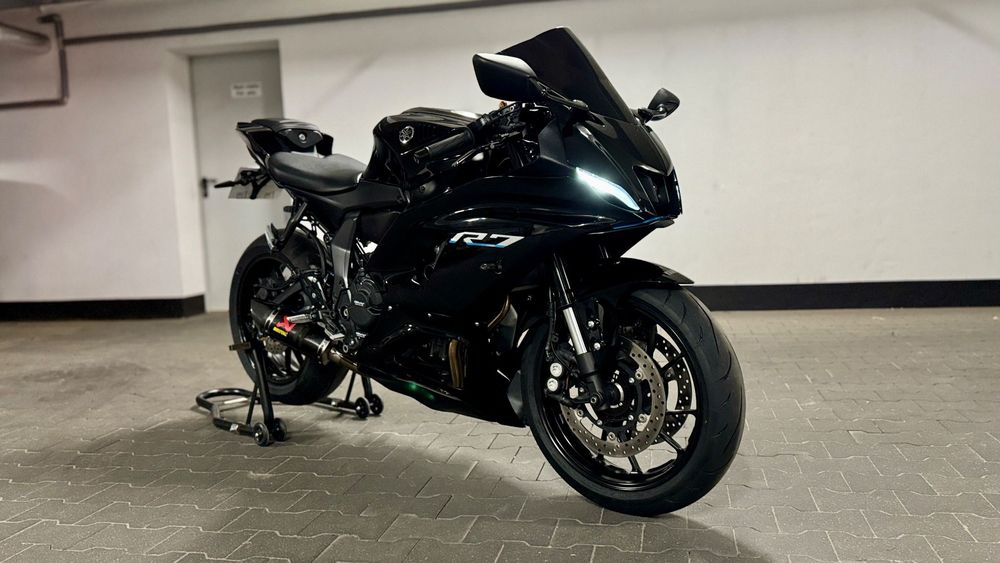 Yamaha R7 Yamaha R7 2023
