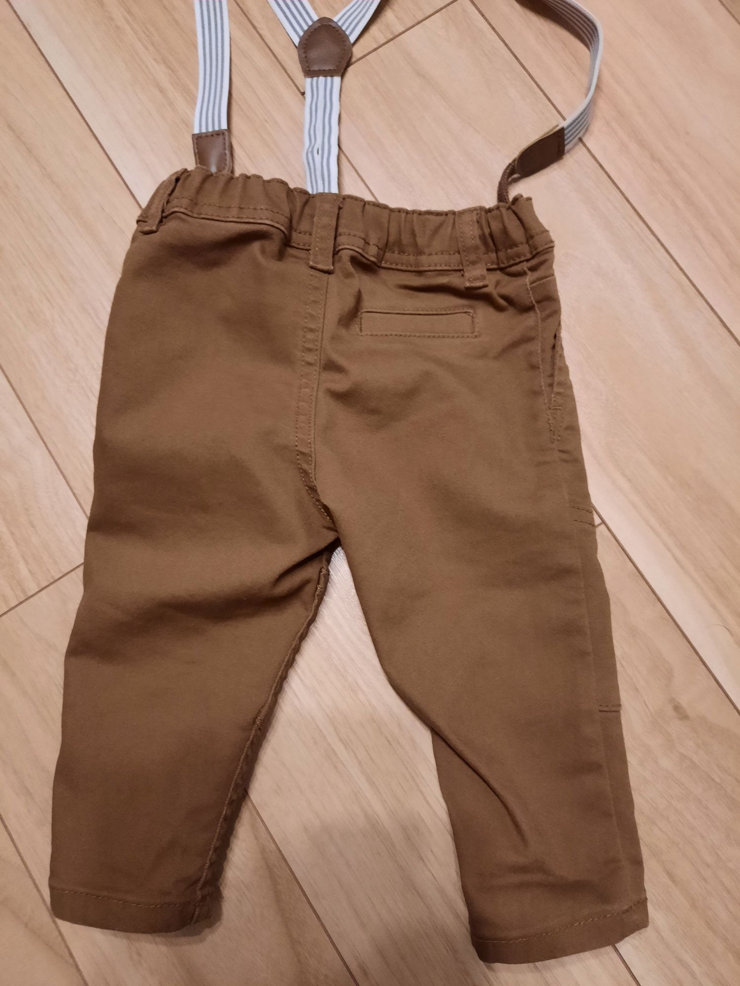Spodnie chłopięce z szelkami H&M 74