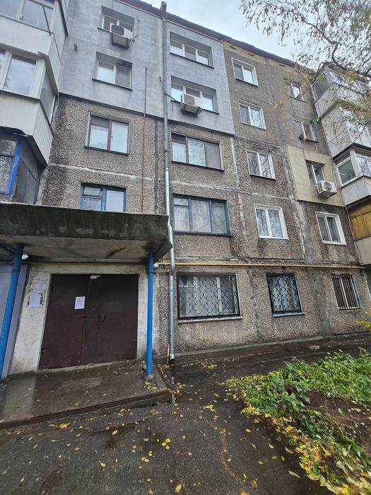 Продам 3 - комнатную квартиру ул. Алтайская