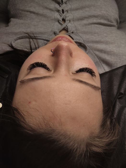 Przedłużanie rzęs