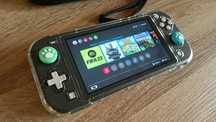 Nintendo Switch Lite + 9 gier +etui