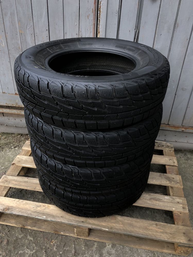 2) Гума 215/70R16 Premiorri Viamaggiare