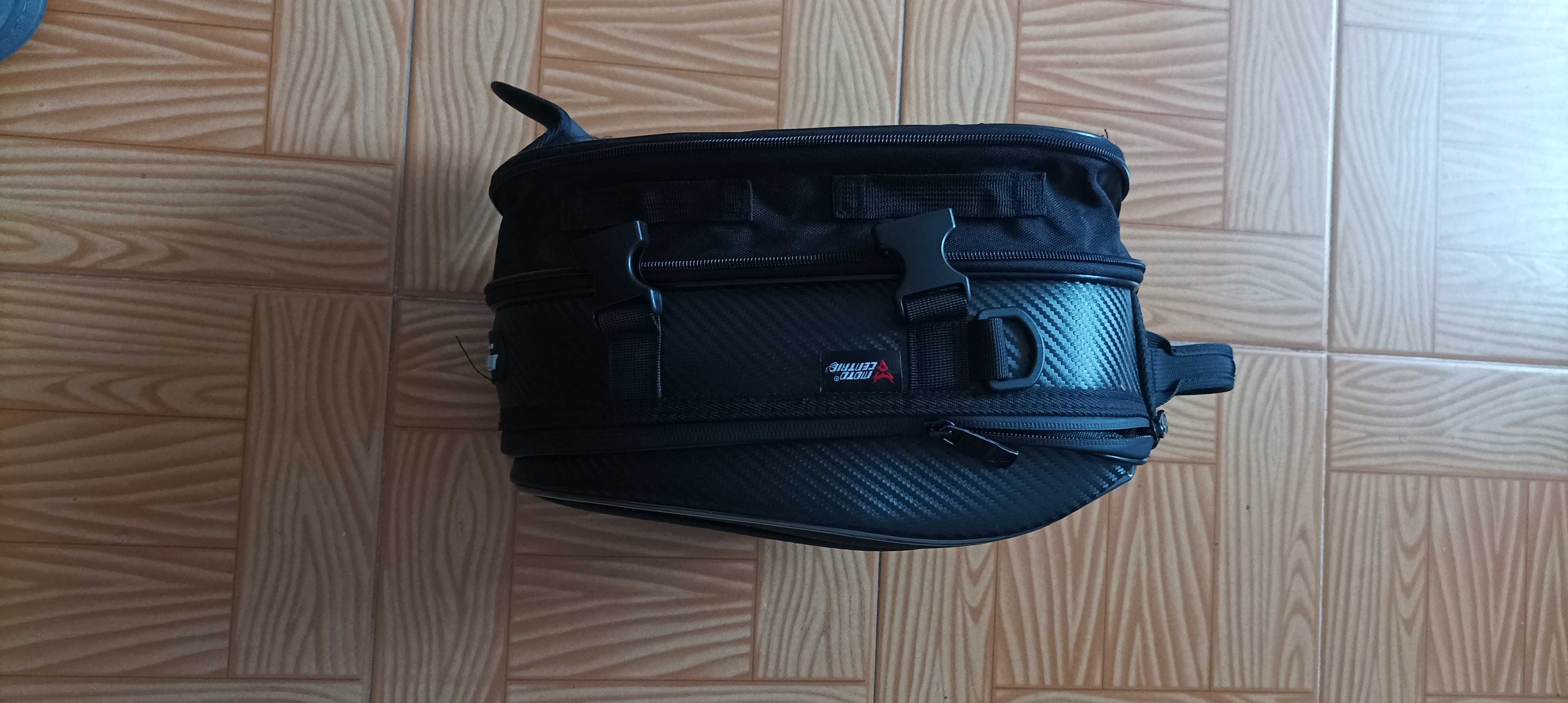Tank bag / Bolsa depósito extensível 15L