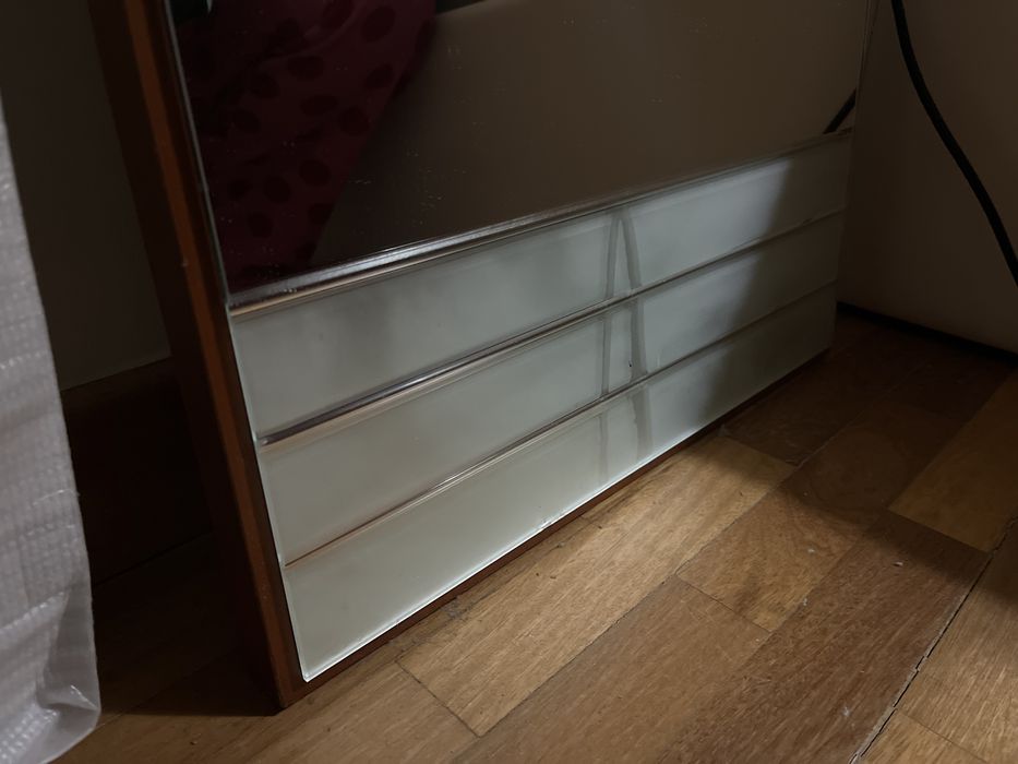 Espelho de cristal com madeira maciça