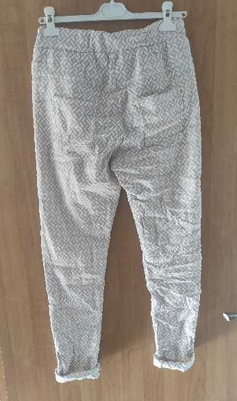 Beżowe spodnie gnieciuchy roz.uni