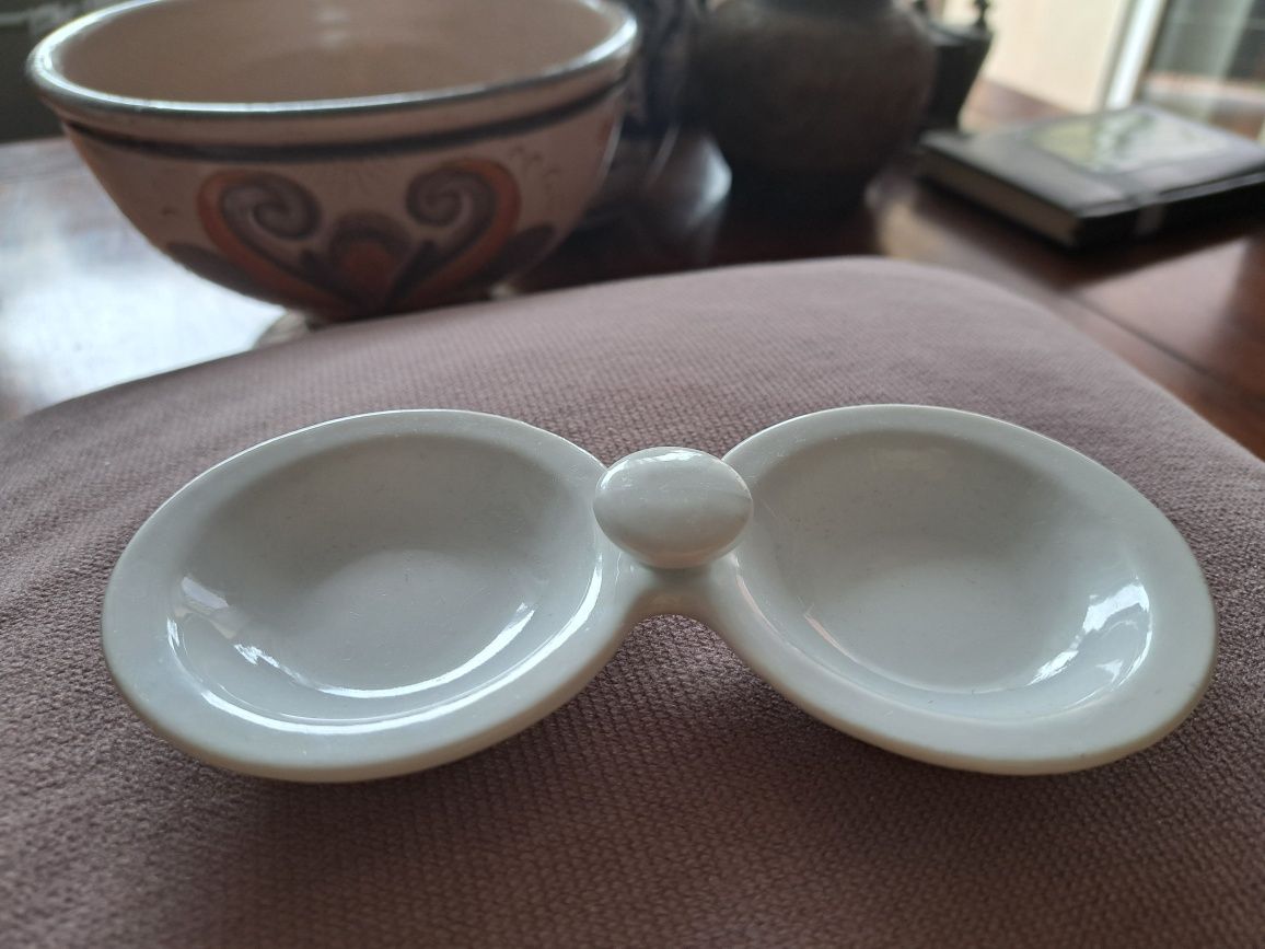 Porcelanowy przyprawnik