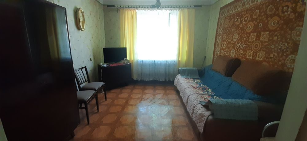 Сдам 2 ух комнатную на Среднефонтанской-6500грн