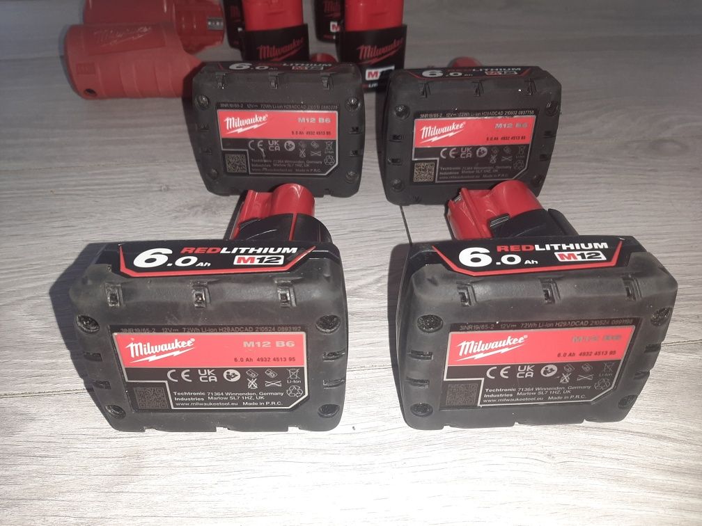Akumulator Milwaukee M12 B6 6Ah uszkodzony do regeneracji