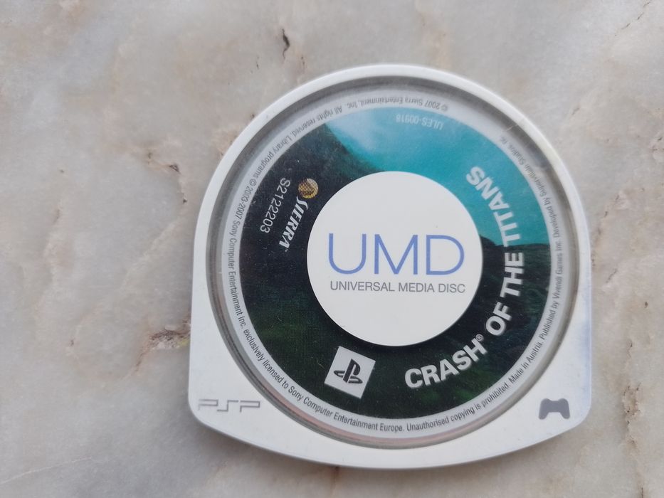 PSP usada com capa transparente