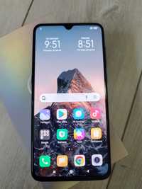 Xiaomi Mi 9  6/128  2.84 ГГц