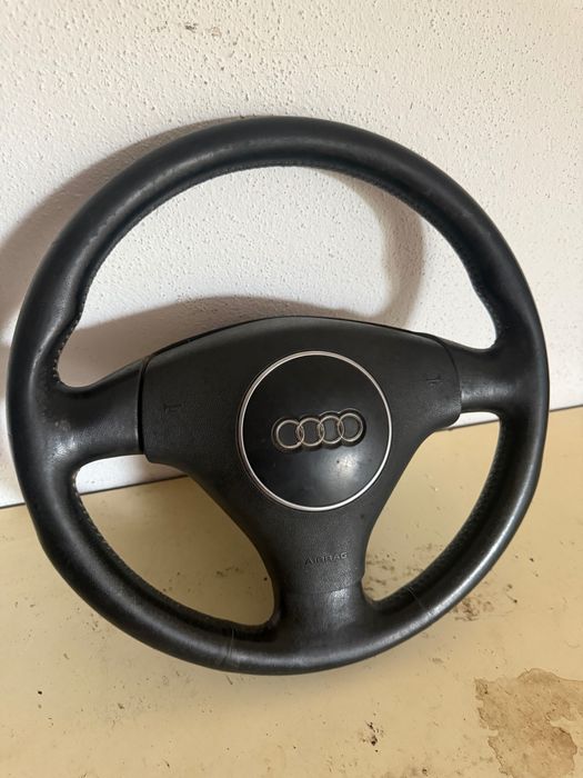 Volante Audi com airbag