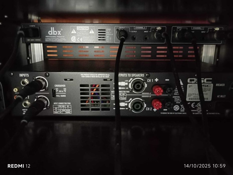 Amplificador QSC GX5 + Equalizador DBX 215 c/ Case Incluída