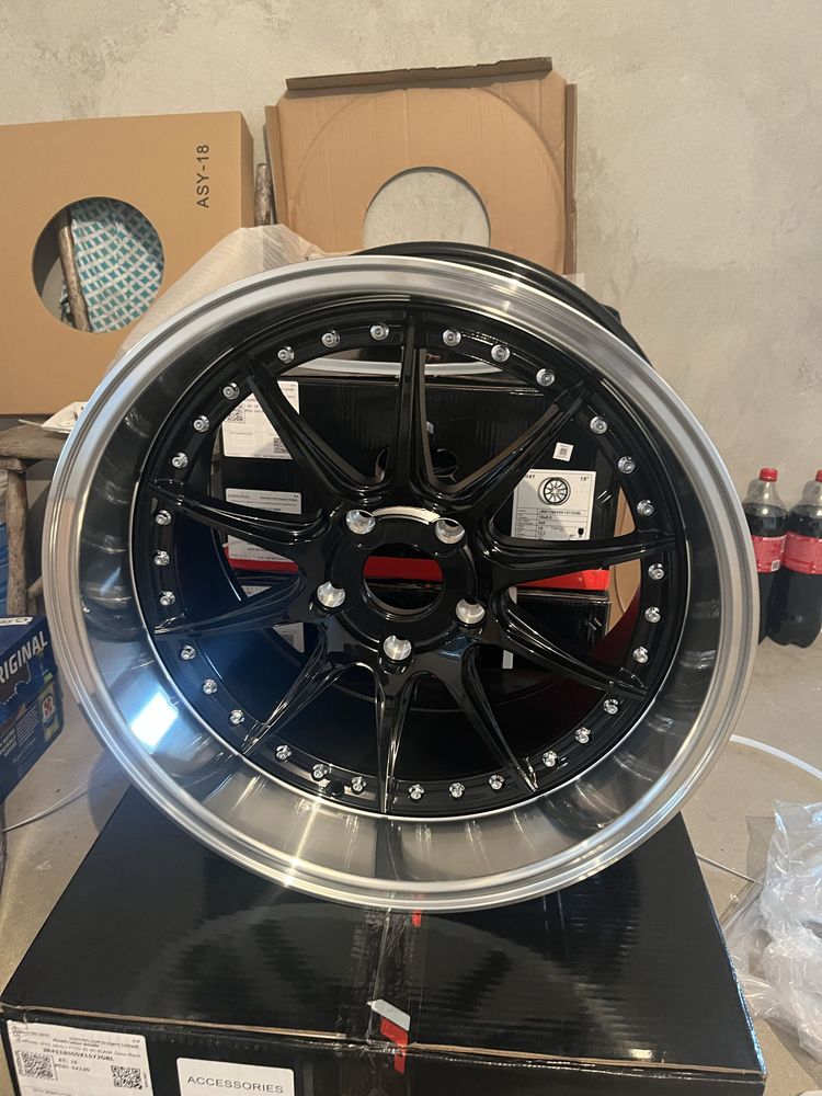 Japan racing jr 41 r18 5x120 72,6