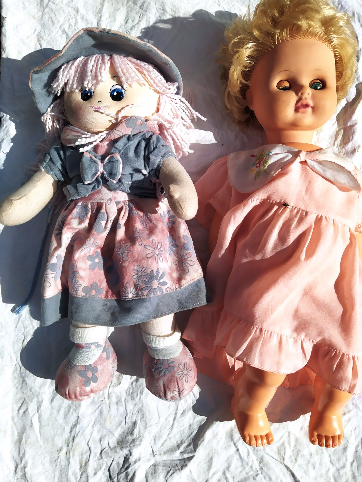 Продам две куклы.