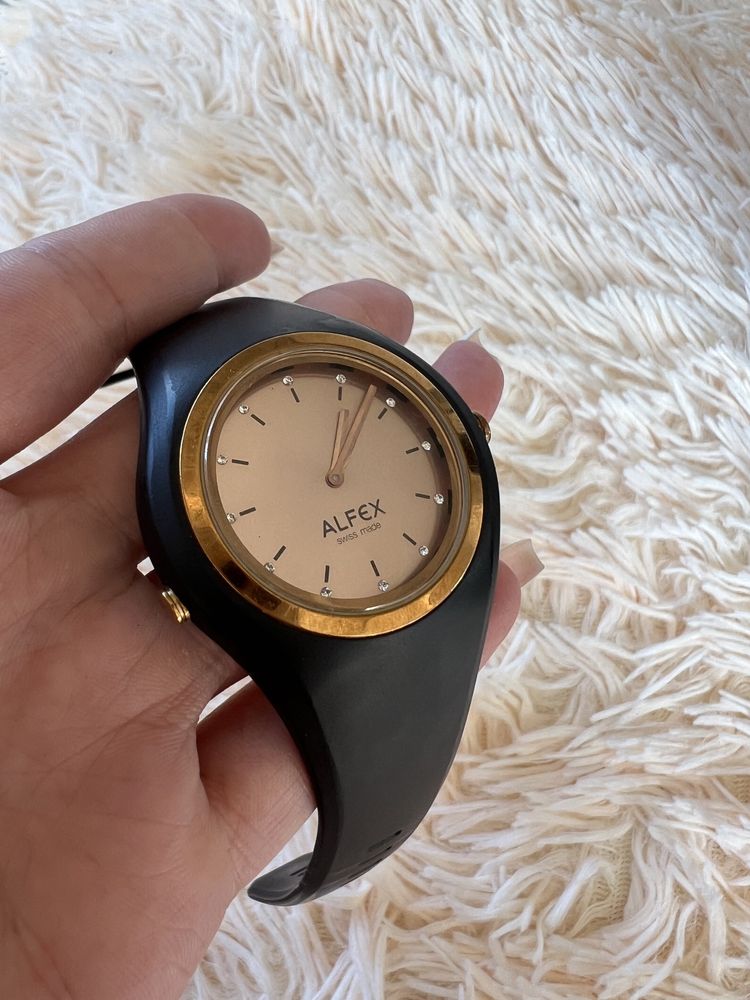 Часы Alfex черные