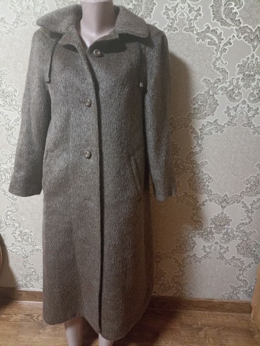 Пальто жіноче демисезоне