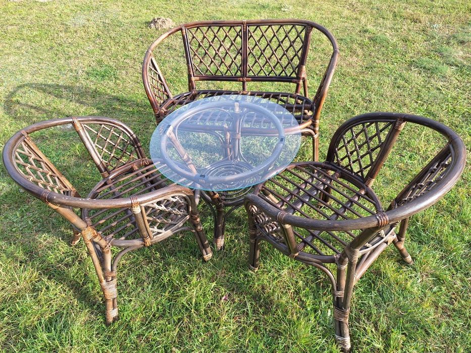 Komplet wiklinowy-ogrodowy.