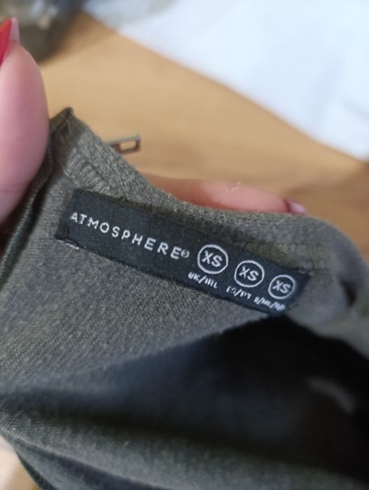 Sweterek XS khaki