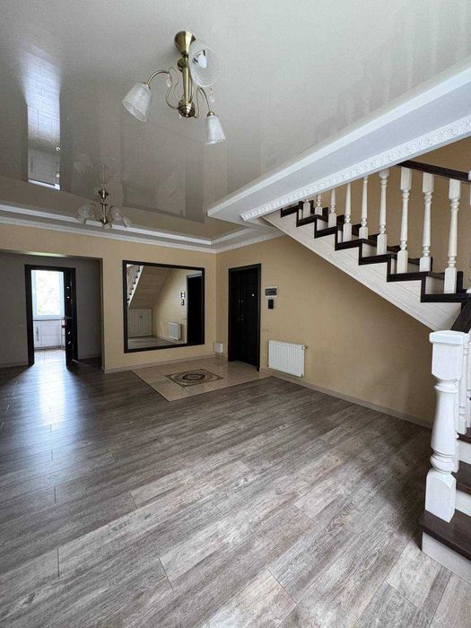 ₴ Продаж сучасного будинку біля Рівного