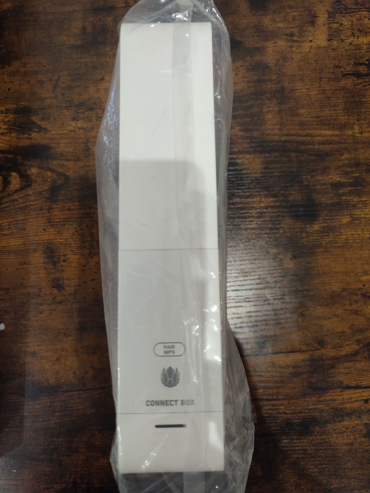 Router Wi-Fi CBN CH7465LG-LC