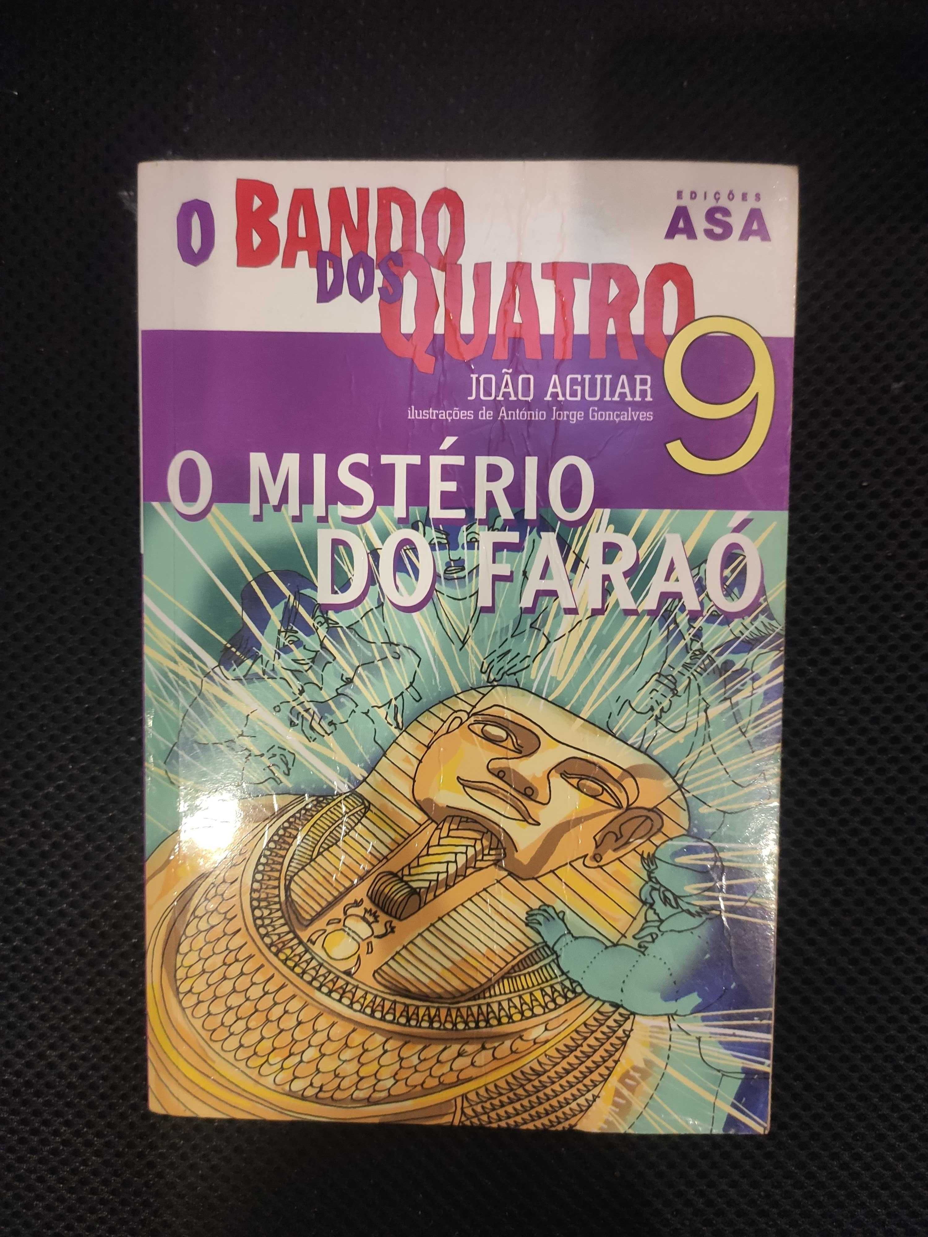 Livros - Triângulo Jota, Os Aventureiros, O Bando dos Quatro, Os Sete