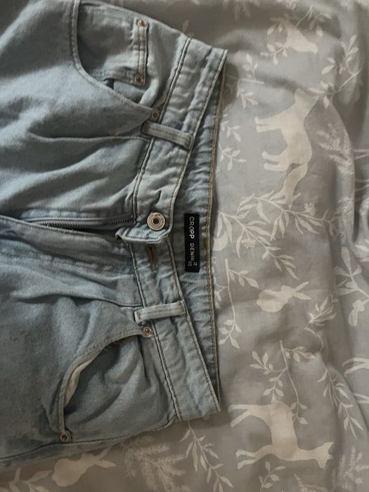 Jeansy niebiskie r.32 Cropp
