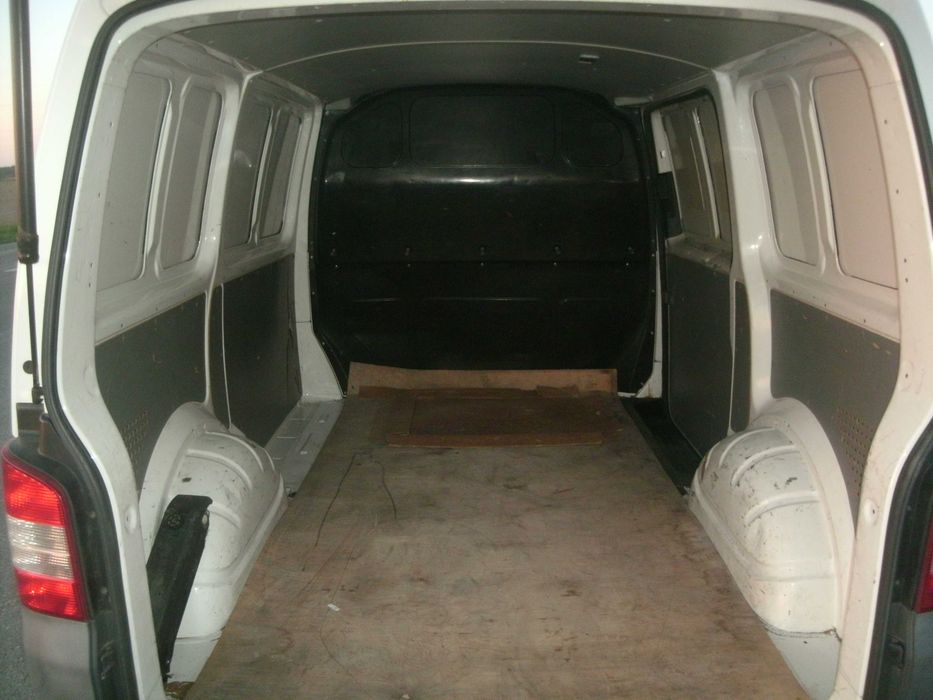 VW Transporter T5 FL LIFT 2010rok 2.0TDI Faktura VAT OC 05.2026