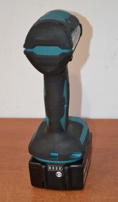 Zakrętarka Akumulatorowa Makita DTD153 + 1x Bateria 5.0Ah
