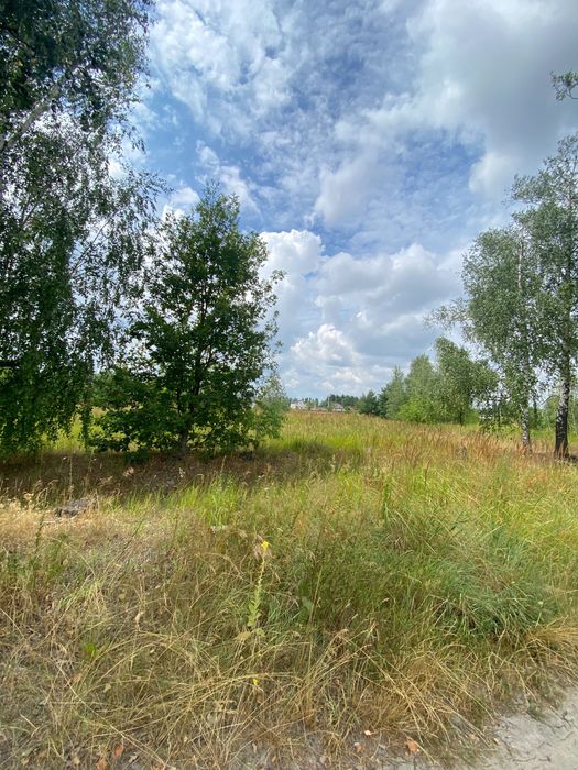 Продаж земельної ділянки, 15 сот.в 15 хв. від Києва в Центрі Дмитрівки