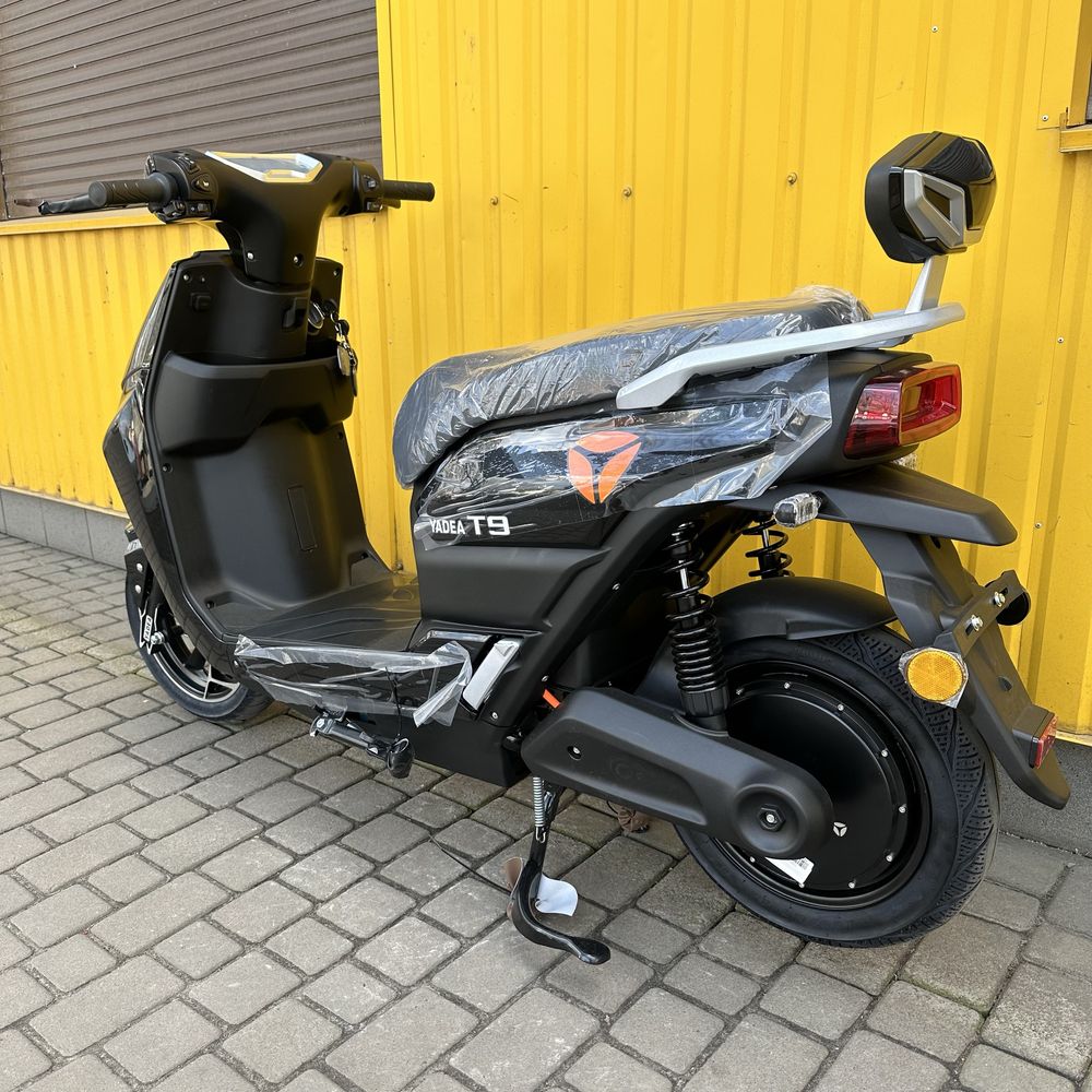 Новий електроскутер Yadea T9 2500W 72V20Ah електричний скутер