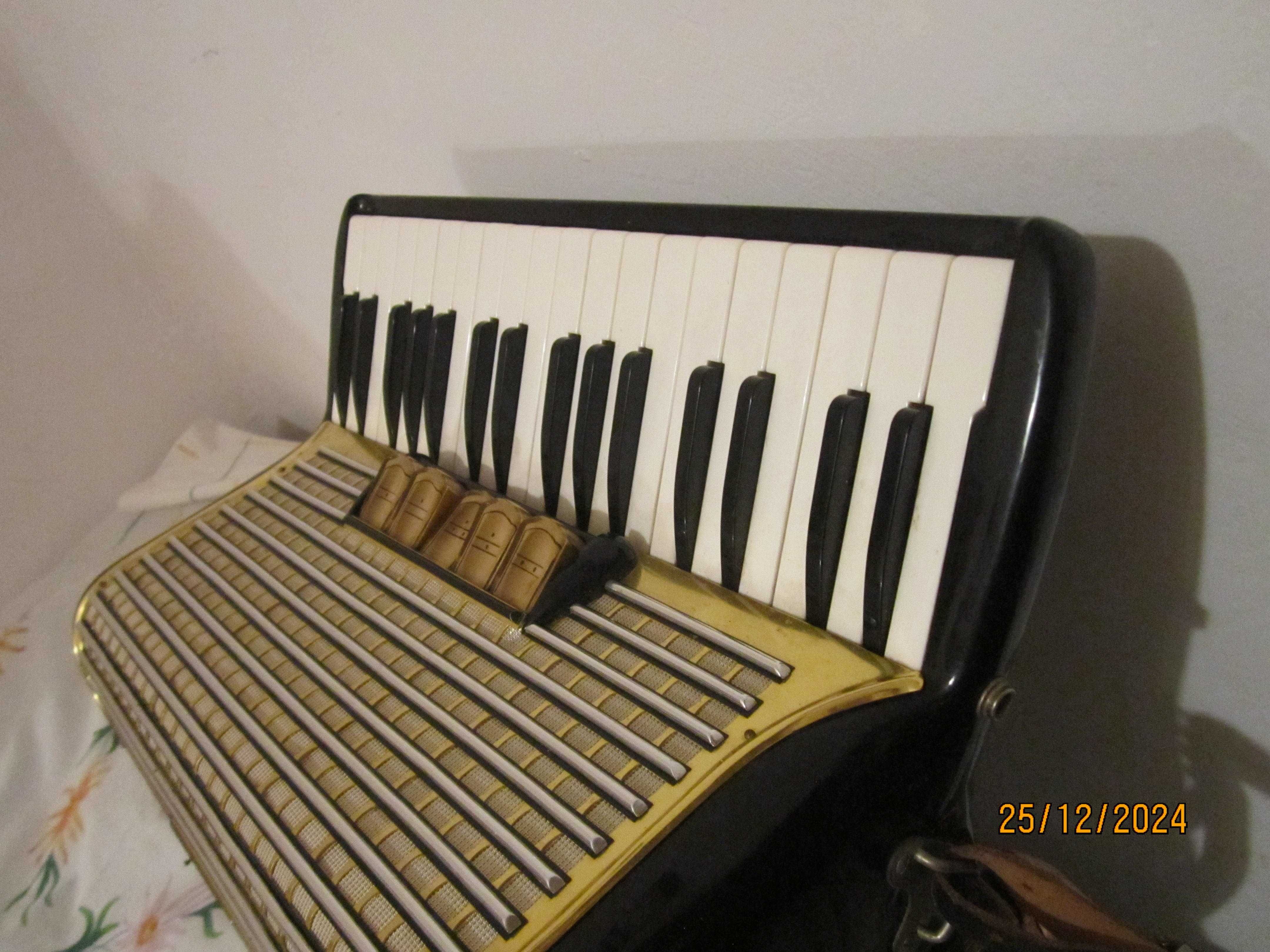 Hohner Concerto III 72 basy 3/5 chóry Video..PROMOCJA"