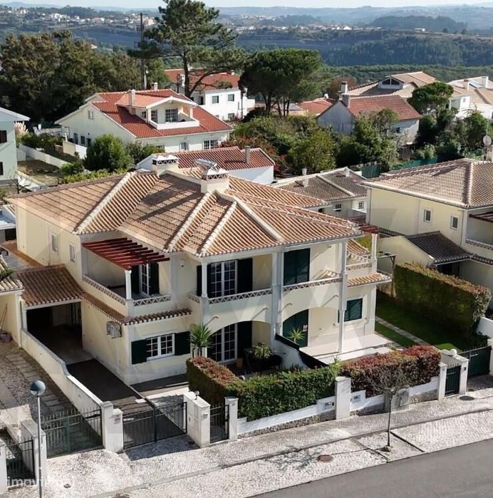 Fantástica Moradia T4, numa localização privilegiada da Ericeira
