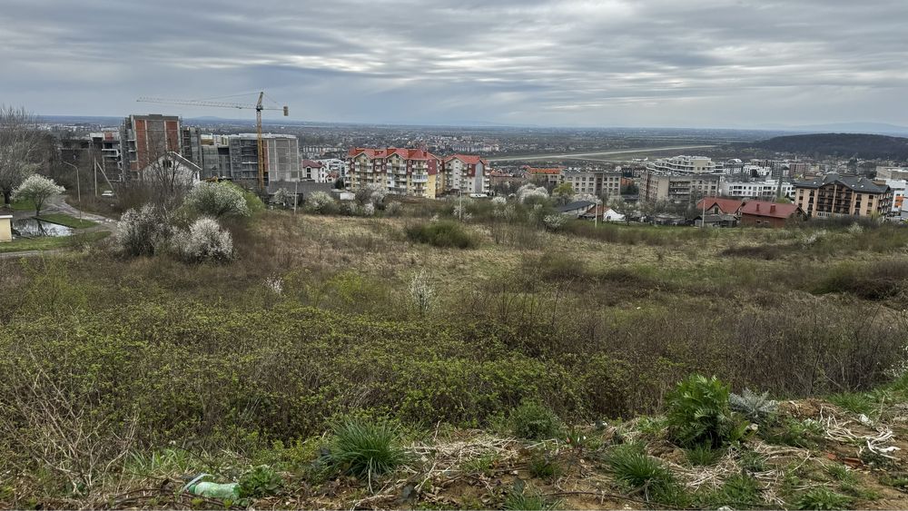 Продаж 20 соток , 2 суміжних ділянок над Стоматологічним факультетом