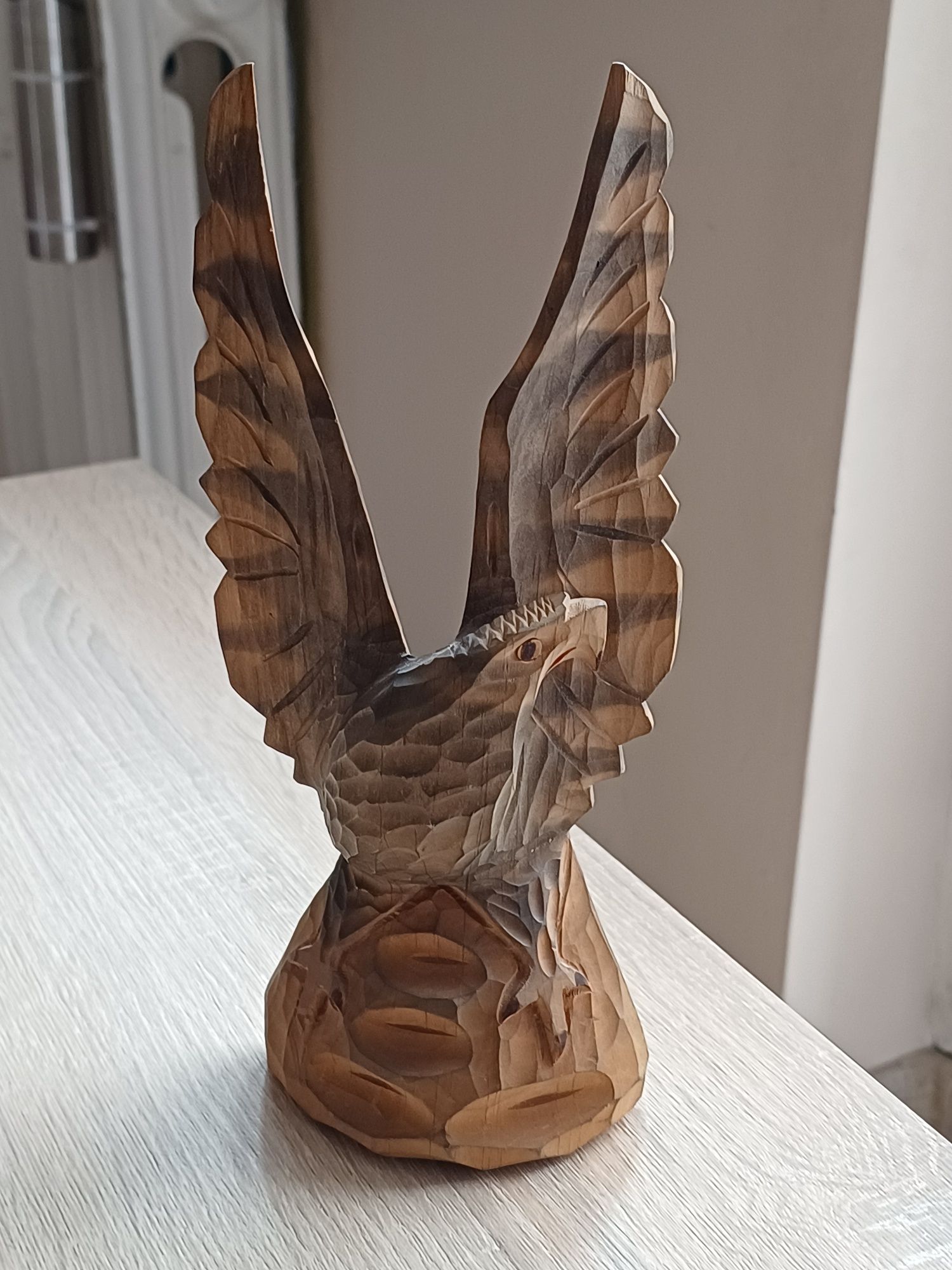 Figurka drewniana orzeł
