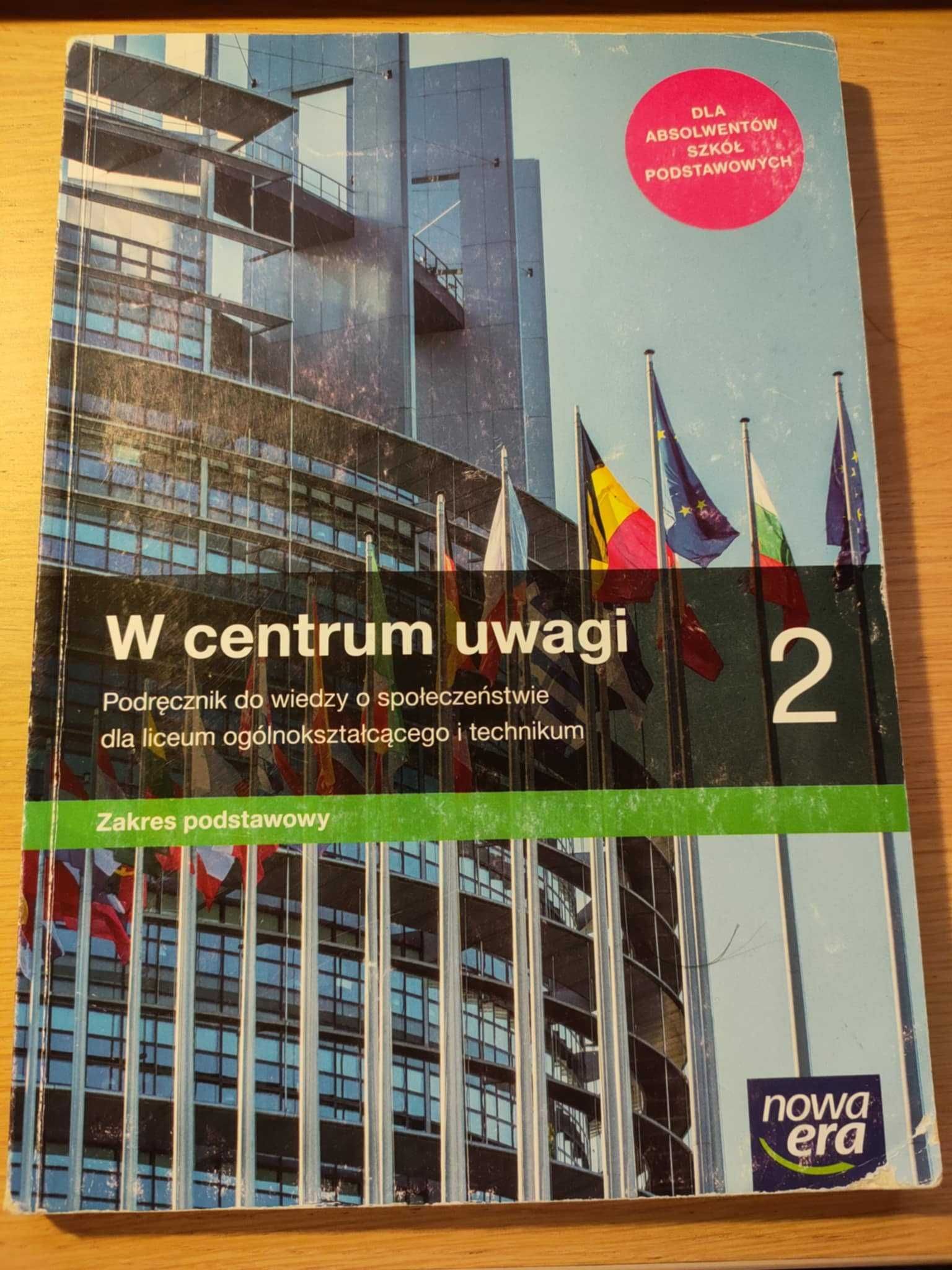 W centrum uwagi podręcznik do wiedzy o społeczeństwie