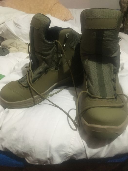 Берци ботінки війскові