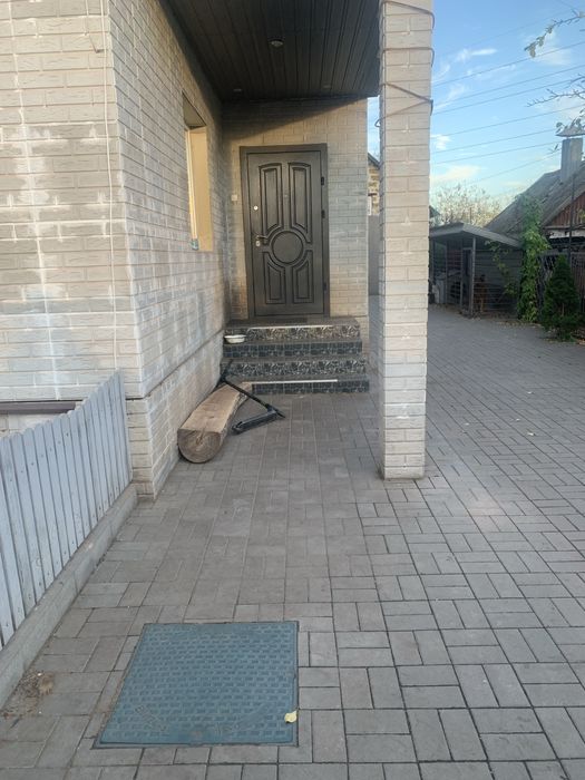 Продаж Будинок з гаражем між КРЕС та Зарічний