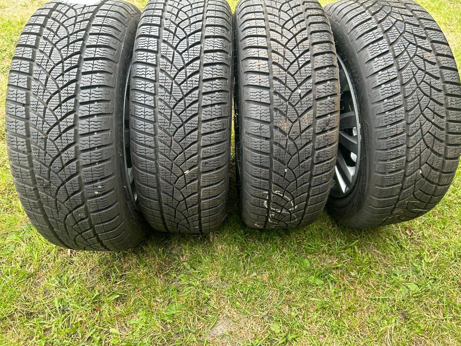 VW caddy Touran golf caddy 205/55/16 koła zimowe