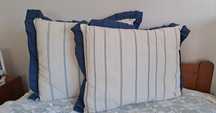 2 almofadões decorativos Novos