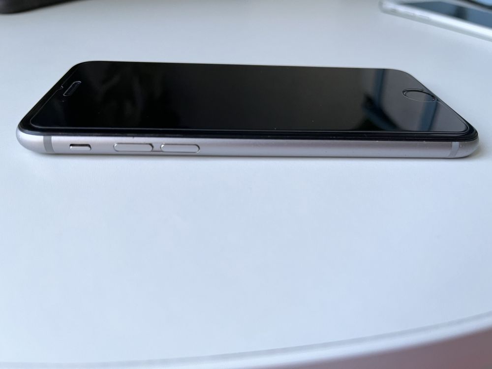 IPhone 6s, на 16 gb, в чудовому стані